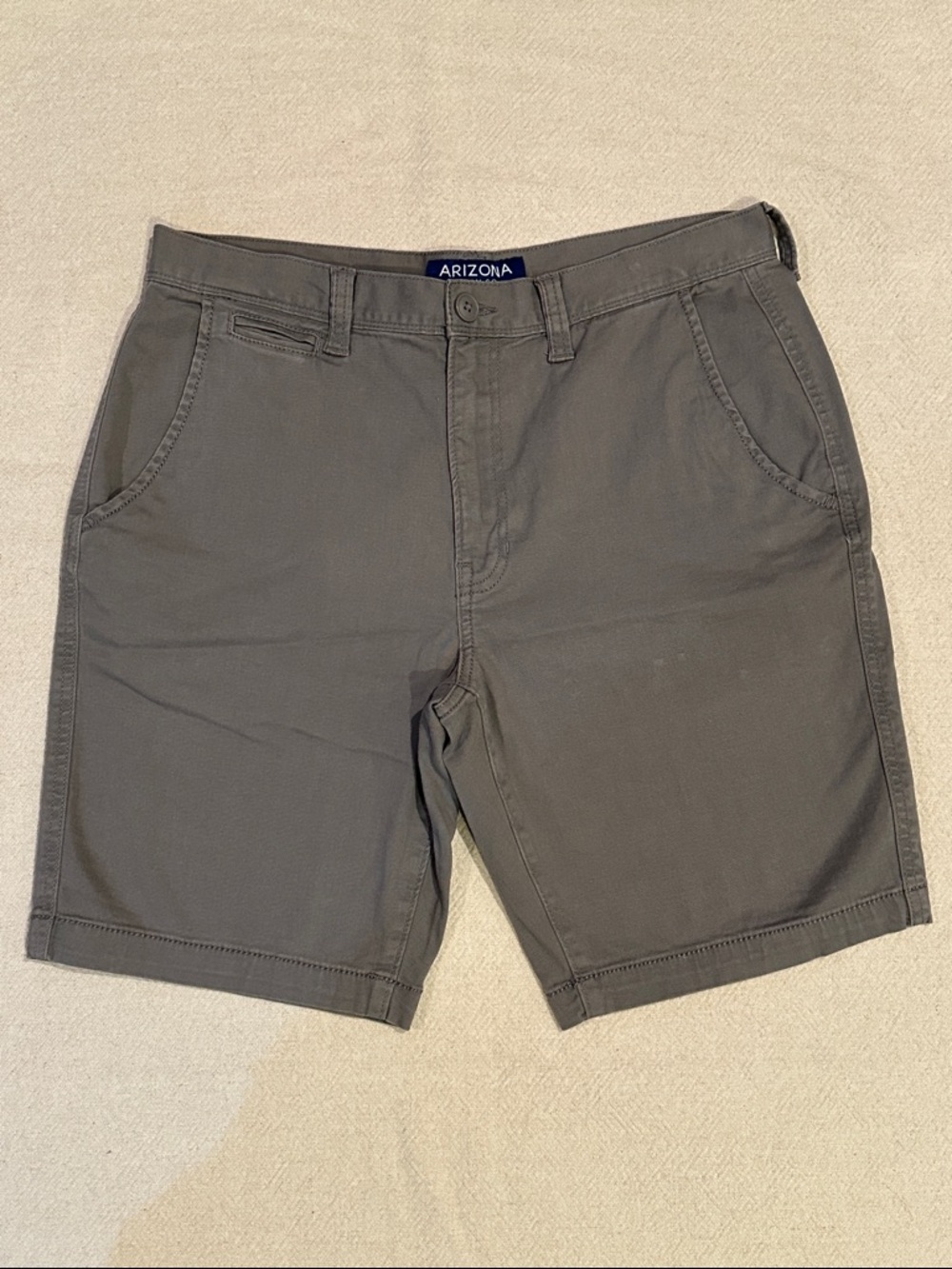 Arizona Jean Company Men's Gray Flat Front Shorts W33